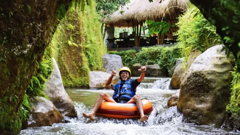 lazy-cave-tubing