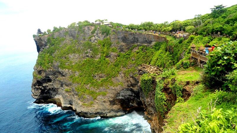 uluwatu-temple Uluwatu Cliff Temple